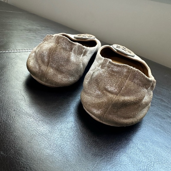 Tory Burch Metallic Minnie Flat - Picture 5 of 9